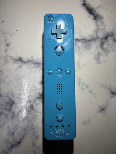 Nintendo wii remote - remote, plus