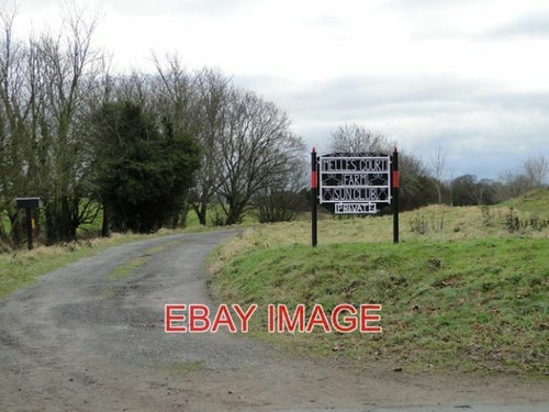 Photo mells court farm - photo,