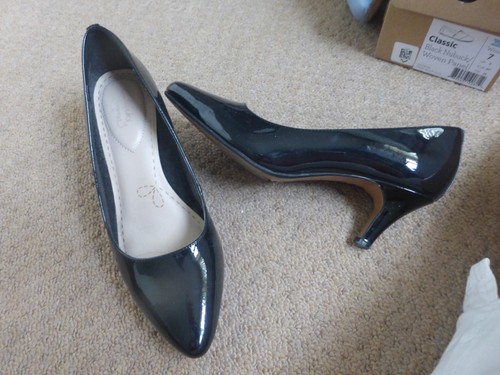 Clarks black patent shoes
