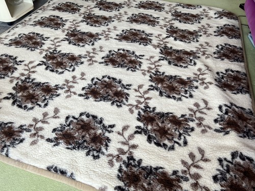 Pure new wool vintage - new,