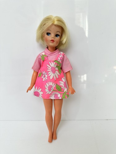 Vintage pedigree sindy doll - sindy,