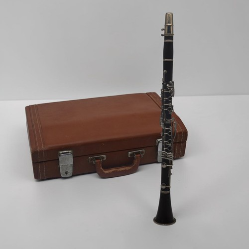 Unbranded vintage clarinet - bb,