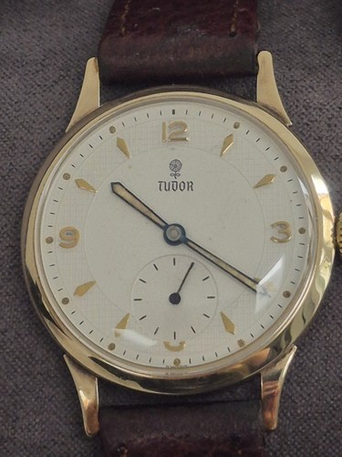 9ct gold tudor - gold, mens