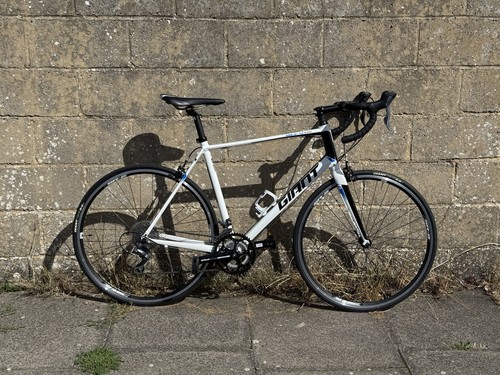 Giant defy aluxx - giant, road