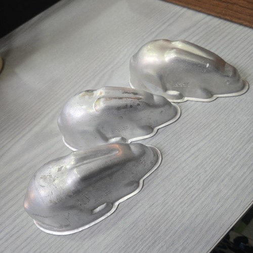 Set nutbrown aluminium - a, of