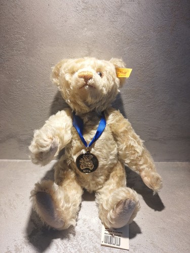 Steiff 2004 danbury - danbury, bear