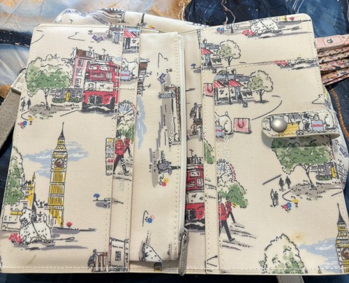 Cath kidston travel wallet - cath,