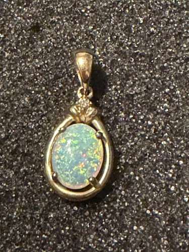 9ct yellow gold hallmarked - gold,