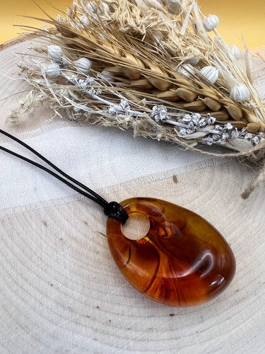 Large amber colour - colour, resin
