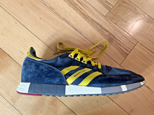 Size 9.5 - Adidas Boston Super