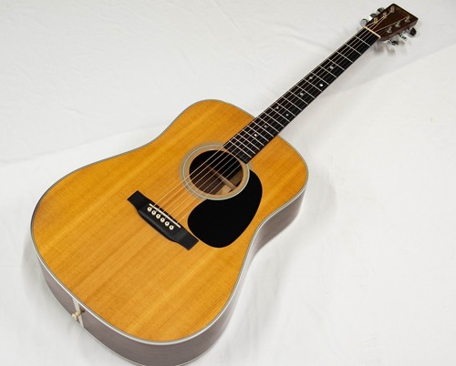 Martin 2014 - d-28, (2014)