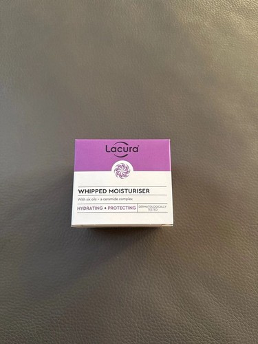 Lacura whipped moisturiser six - whipped,