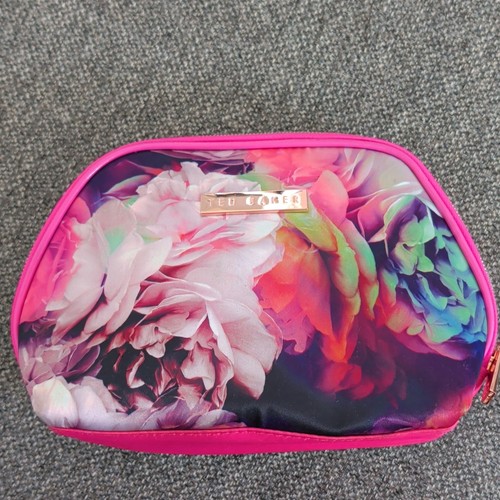 Ted baker make bag pink - baker, make-up