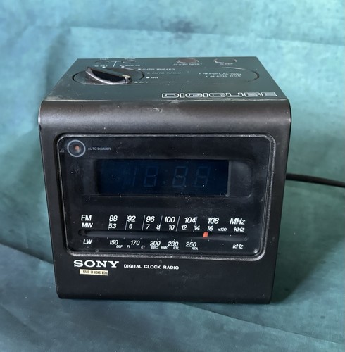 Sony digicube icf - sony, icf-c11l