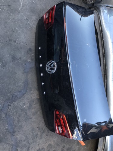 Volkswagen passat saloon - passat,