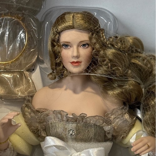 Franklin mint new guinevere - mint,