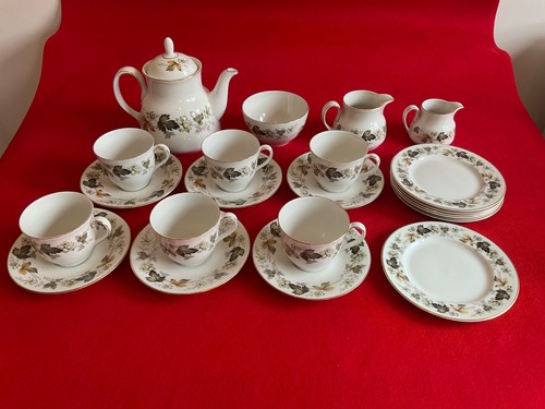 Royal daulton larchmont - daulton,, 'larchmont'