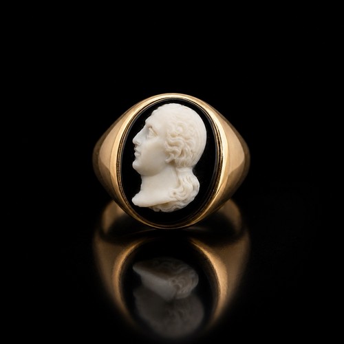 14ct gold agate cameo ring - 14ct,