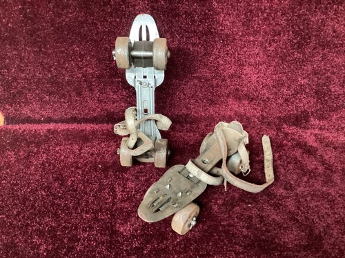 1930 steel roller skates - steel,