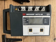 Megger DET5/4D Earth Tester