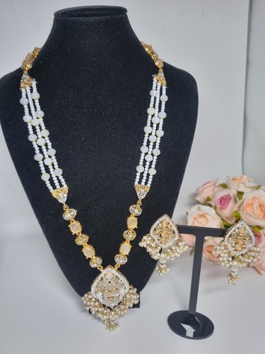 Indian pakistani pearl - indian,