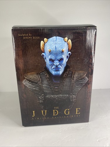 Diamond select buffy the judge - the,