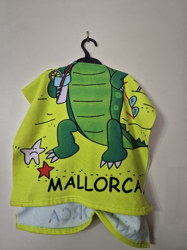 Kids dinosaur themed hooded - dinosaur-themed,