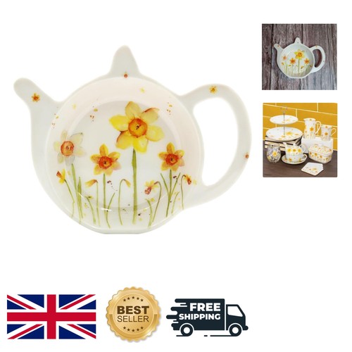 Contemporary yellow daffodils - yellow,