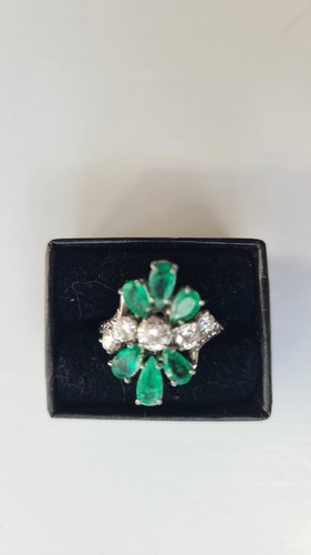 Elegant vintage style emerald - elegant,