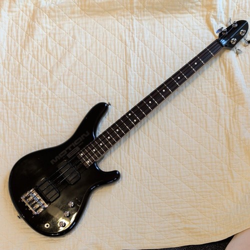 Yamaha iii motion bass - mb-iii,