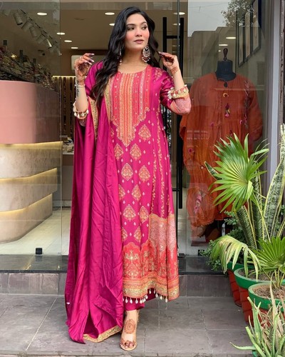 Women indian pink - indian,
