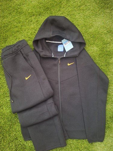Black nocta tech fleece - black,