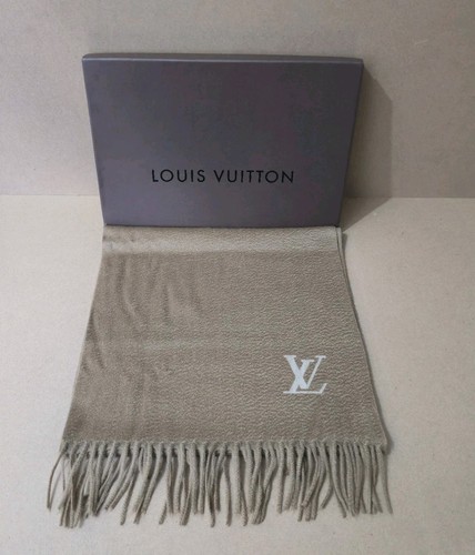 Louis vuitton 100 cashmere - louis, 100%