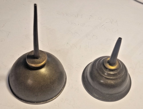 Vintage thumb pump oil - 2,