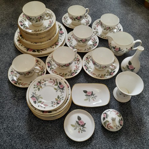 Wedgwood bone china hathaway - wedgwood,