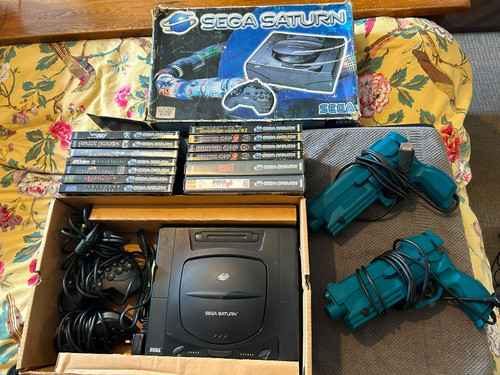 Sega saturn console - sega,