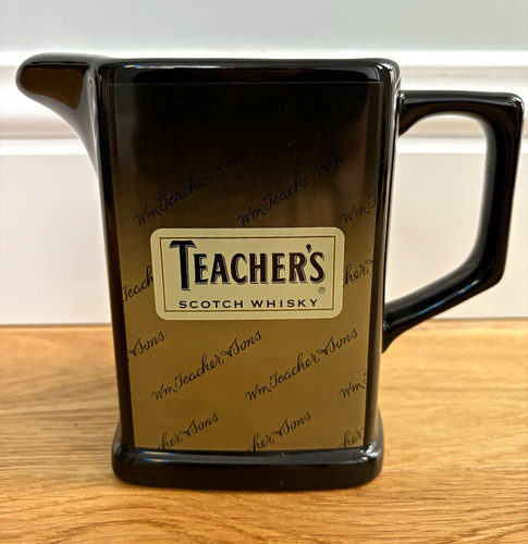 Teacher scotch whisky - teacher’s,
