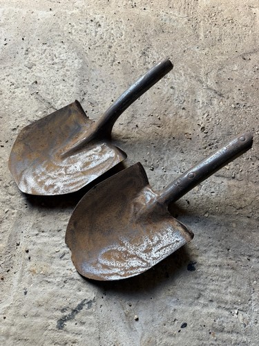 Ww2 military shovels - military, x2