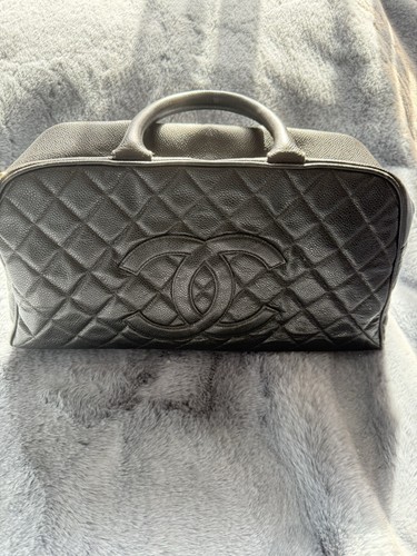 Chanel black boston caviar - black,