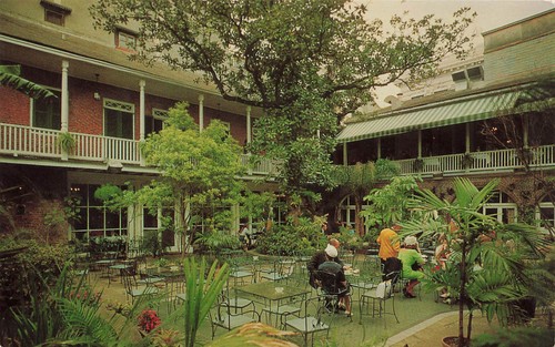 Patio brennan french - patio, at