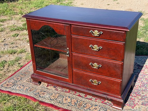 Mahogany hifi cupboard - hifi,