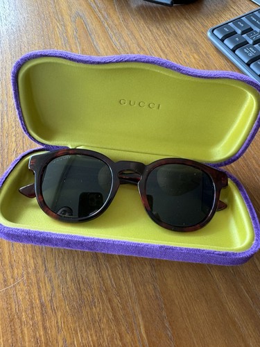 Gucci sunglasses - gucci,