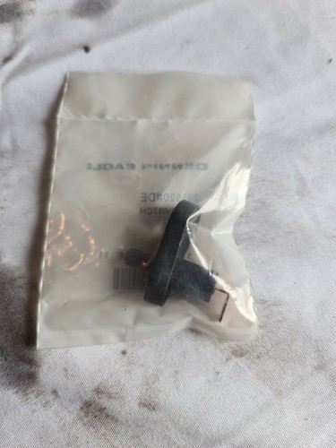 Dennis eagle door switch - dennis-eagle,