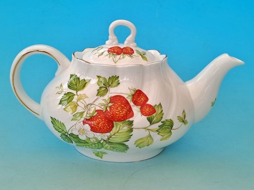 Vintage queens rosina large - vintage,