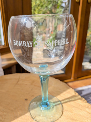 Bombay sapphire balloon glass - bombay,
