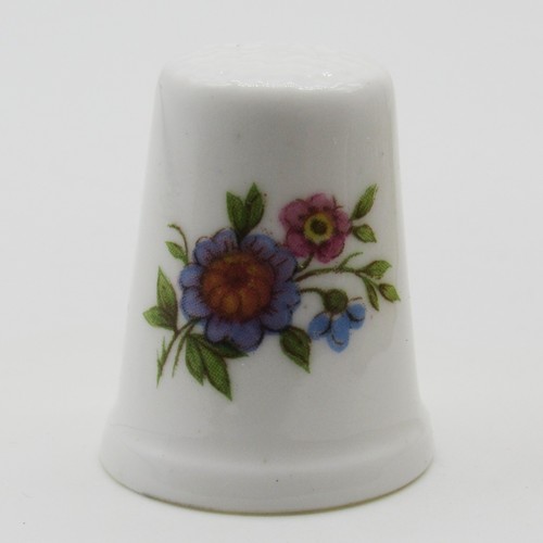 Collectable thimble floral - thimble,,