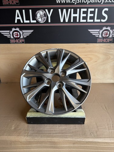 Genuine toyota yaris 15 - x,