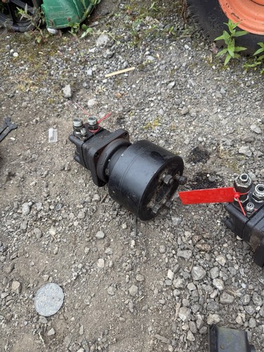 Ransomes parkway rear drive - parkway,