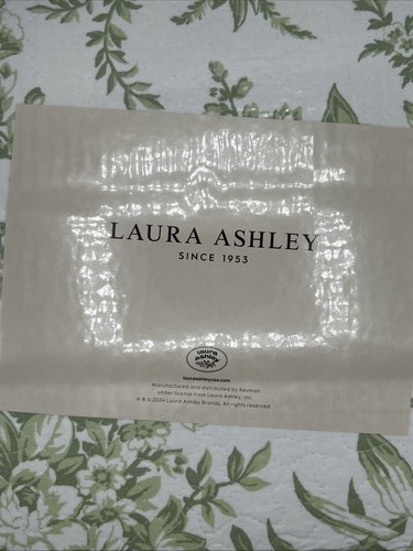 New laura ashley - laura,