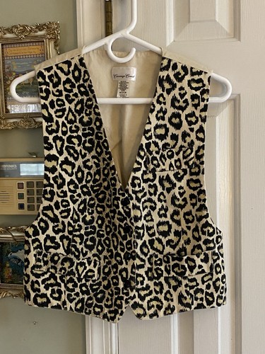 Vintage carriage court leopard - carriage,
